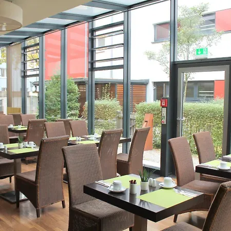 Designhotel Am Stadtgarten Otel 4*