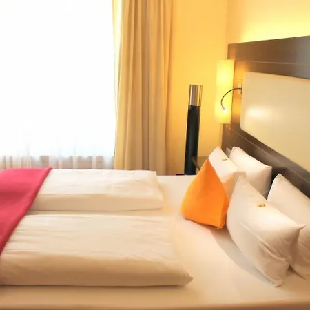 Designhotel Am Stadtgarten 4* Φράιμπουργκ