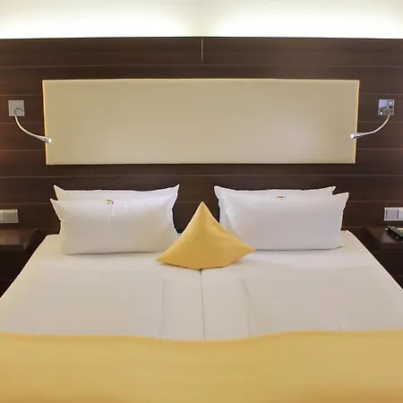 Hotel Designhotel Am Stadtgarten 4*