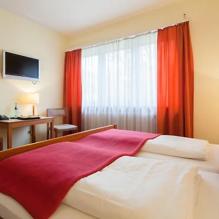 Designhotel Am Stadtgarten Otel 4*